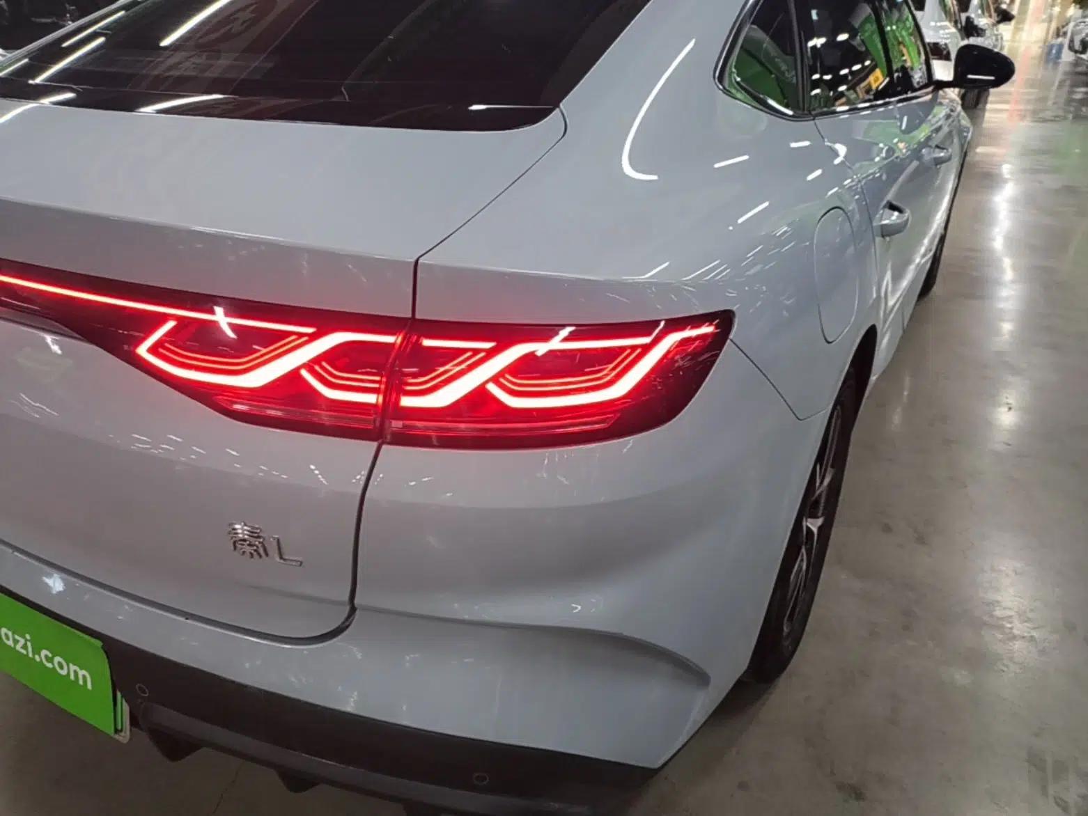 BYD Qin L 2024 DM-i 80KM Beyond Model — миниатюра 7