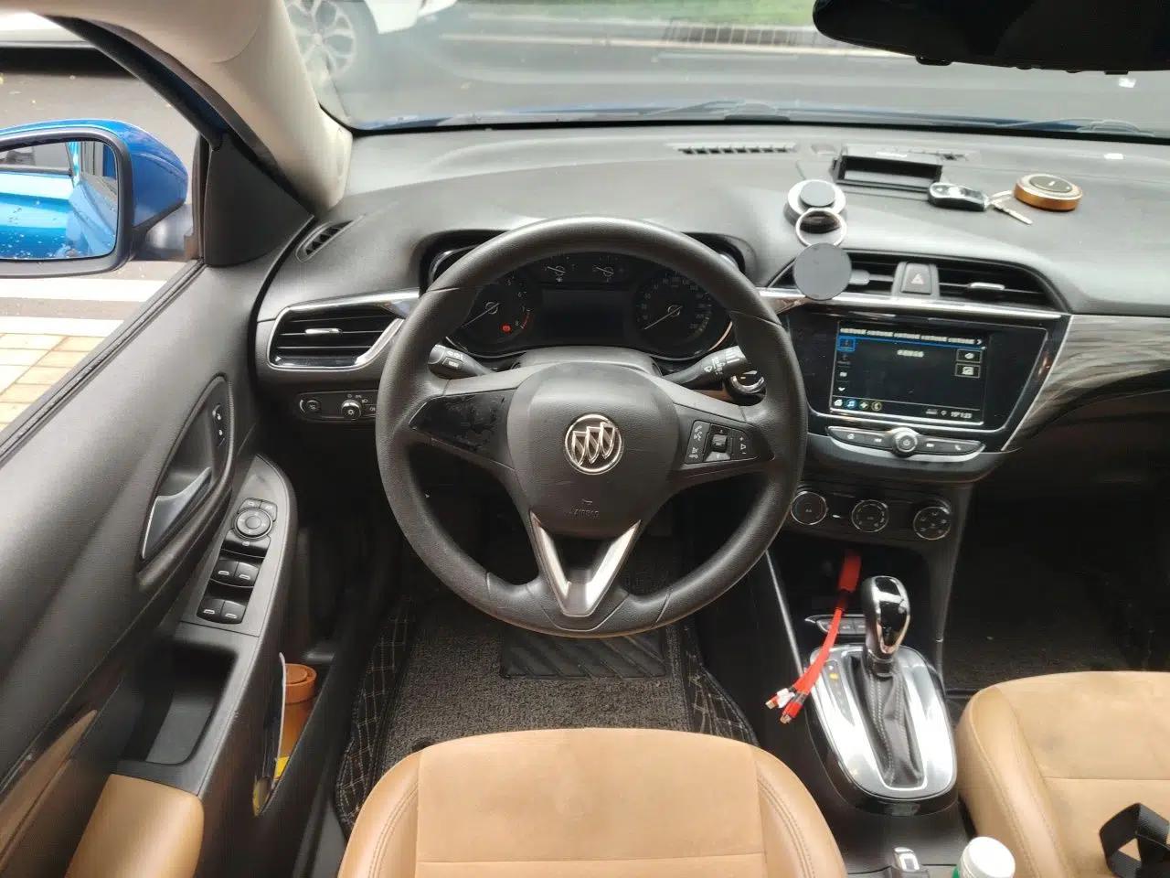 Buick Excelle 2018 15N CVT Luxury Version — миниатюра 9