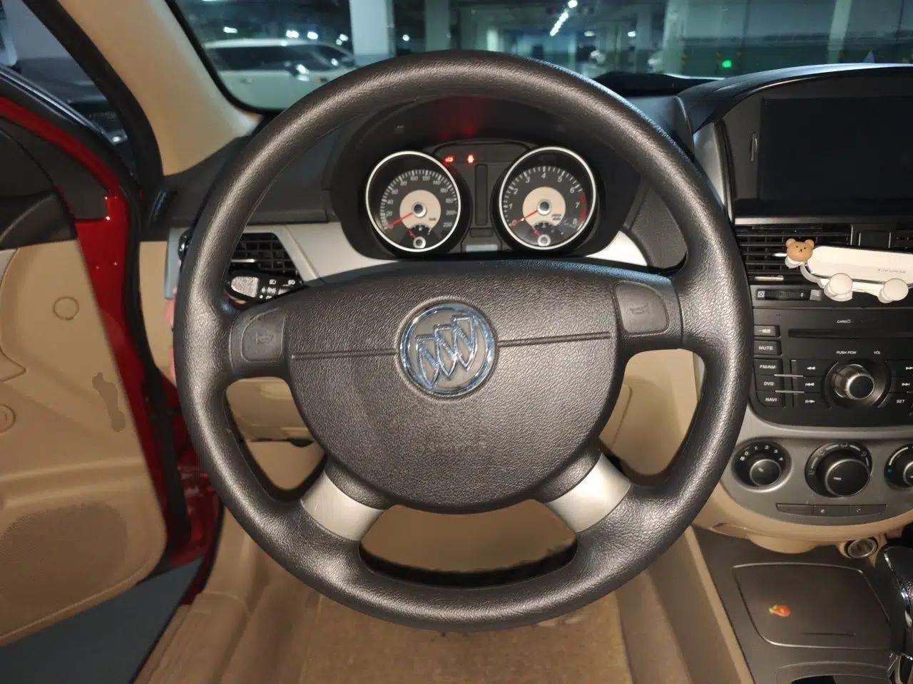 Buick Excelle 2013 1.5L Automatic Classic Model — миниатюра 11