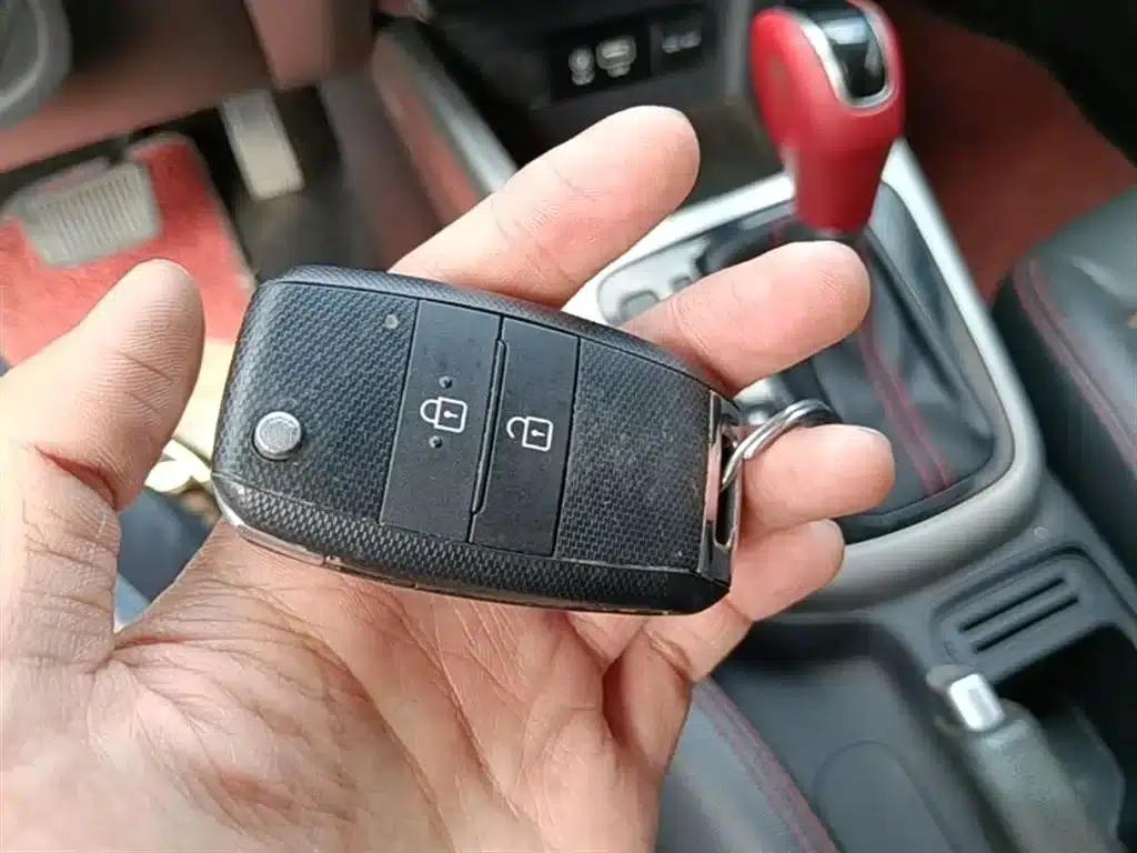KX3 Sportage 2017 1.6T Automatic Premium Edition — миниатюра 9