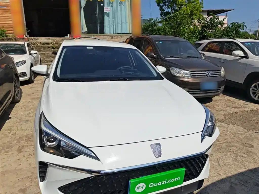 Roewe i5 2023 1.5L Manual Comfort Edition — миниатюра 3