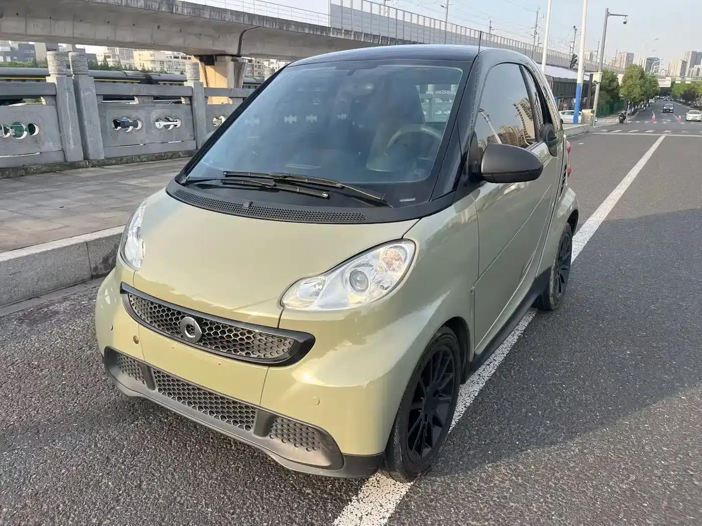 2012 Smart Fortwo 1.0 MHD Hardtop Passion Edition — миниатюра 1