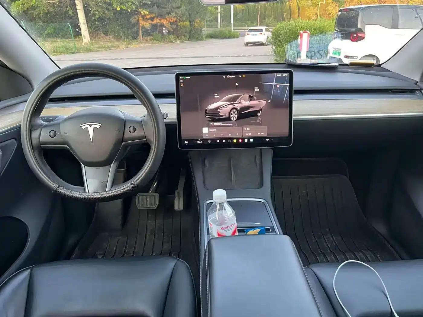 Model Y 2022 Facelift Rear-Wheel Drive Version — миниатюра 15