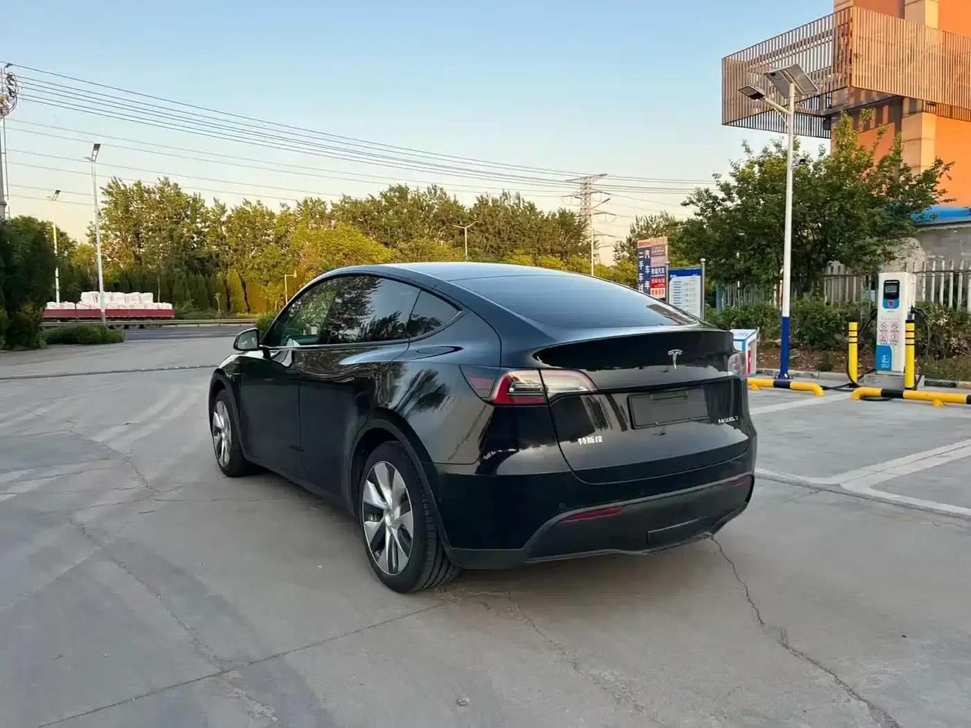 Model Y 2022 Facelift Rear-Wheel Drive Version — миниатюра 7