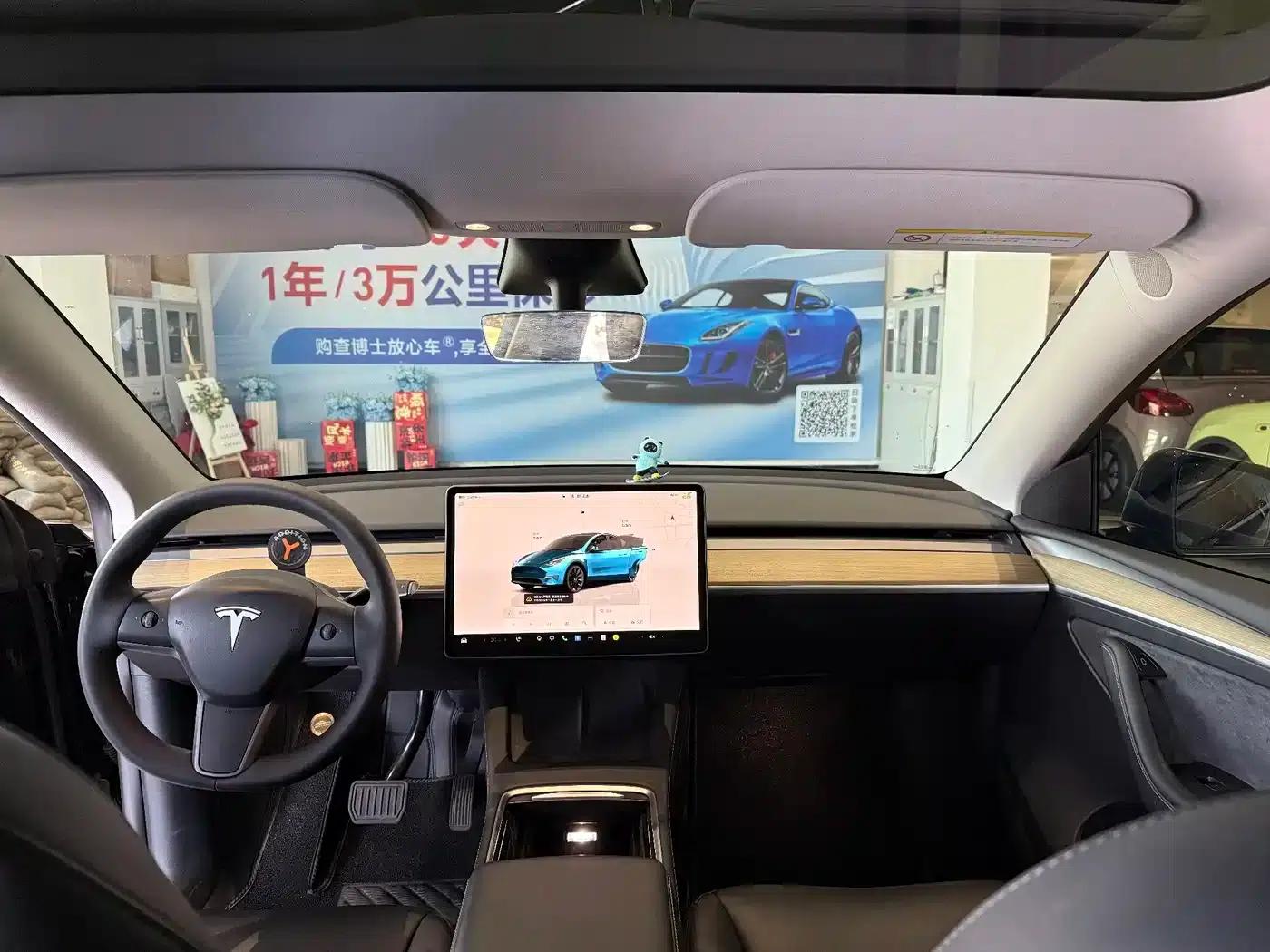 Model Y 2022 Facelift Long Range All-Wheel Drive Version — миниатюра 5