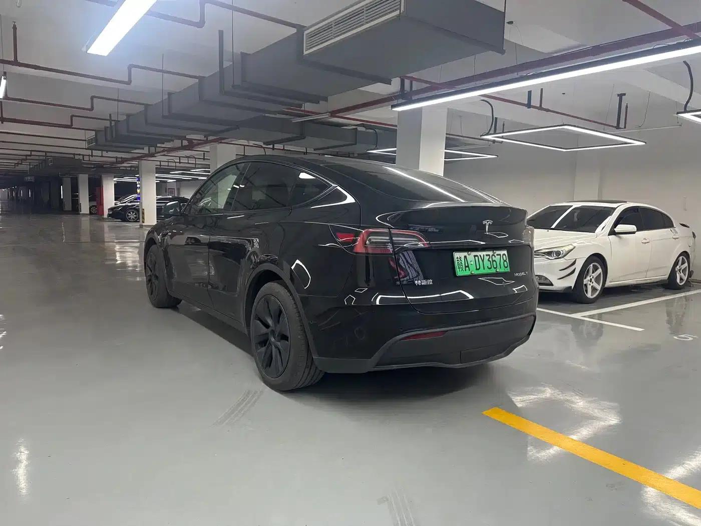 Model Y 2023 Rear-Wheel Drive — миниатюра 7