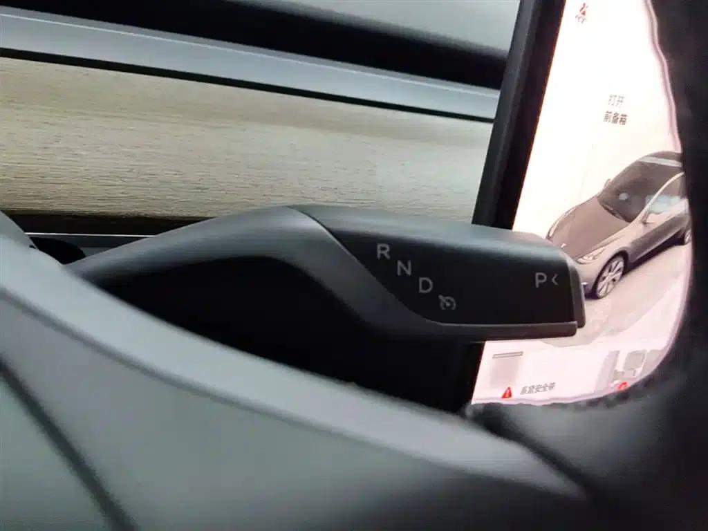 Model Y 2022 Facelift Long Range All-Wheel Drive Version — миниатюра 14