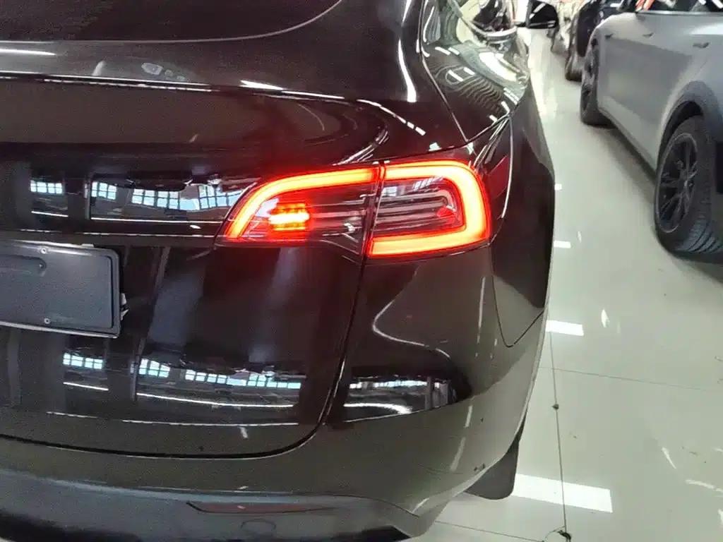 Model Y 2022 Facelift Long Range All-Wheel Drive Version — миниатюра 8