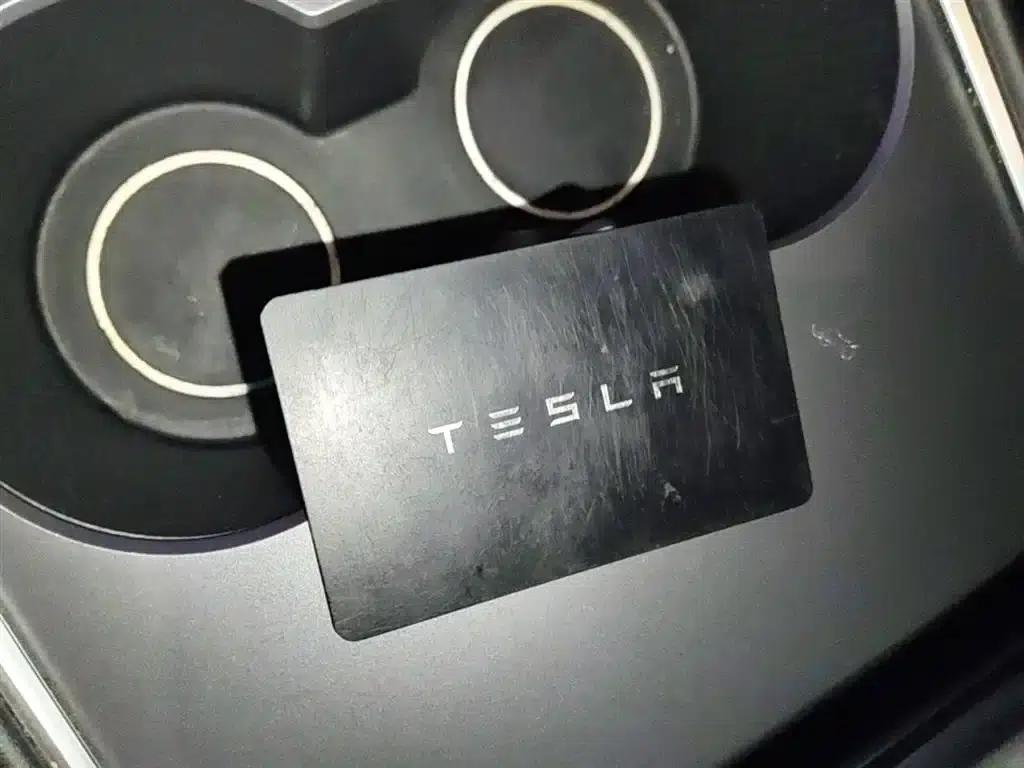 Model Y 2022 Facelift Long Range All-Wheel Drive Version — миниатюра 9