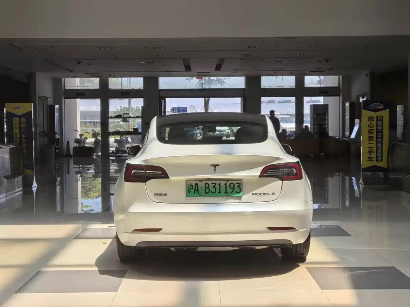 Model 3 2022 Rear-Wheel Drive — миниатюра 8