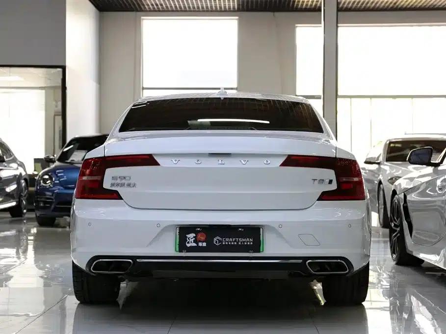 2019 Volvo S90 Plug-in Hybrid T8 E-Drive Hybrid Luxury Edition 3-seater (China VI Emission Standard) — миниатюра 24