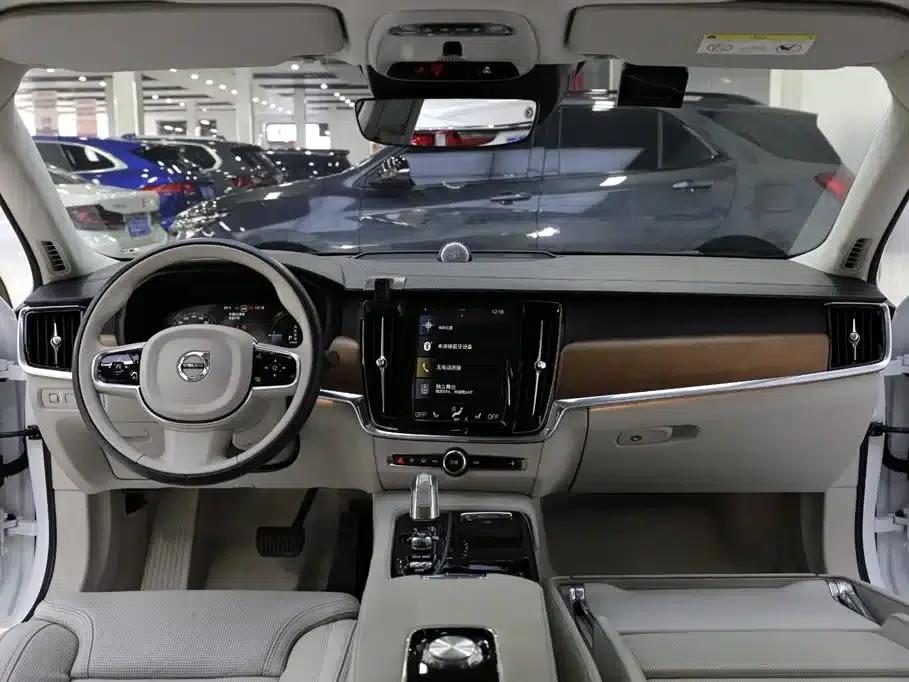 2019 Volvo S90 Plug-in Hybrid T8 E-Drive Hybrid Luxury Edition 3-seater (China VI Emission Standard) — миниатюра 10