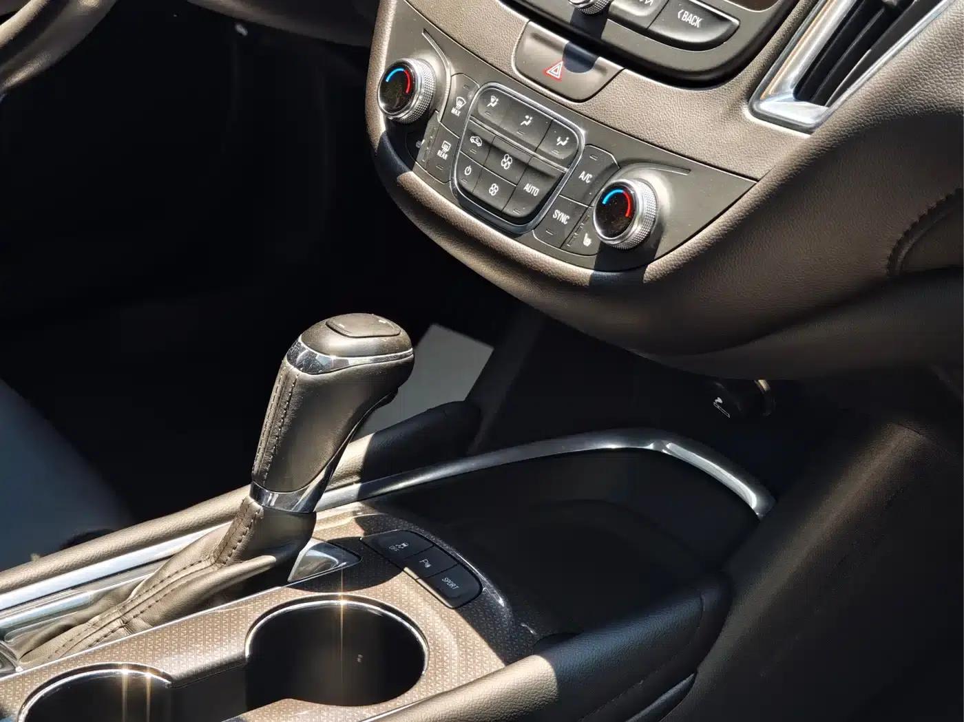 2018 Chevrolet Malibu XL 530T Automatic Elite Edition — миниатюра 13