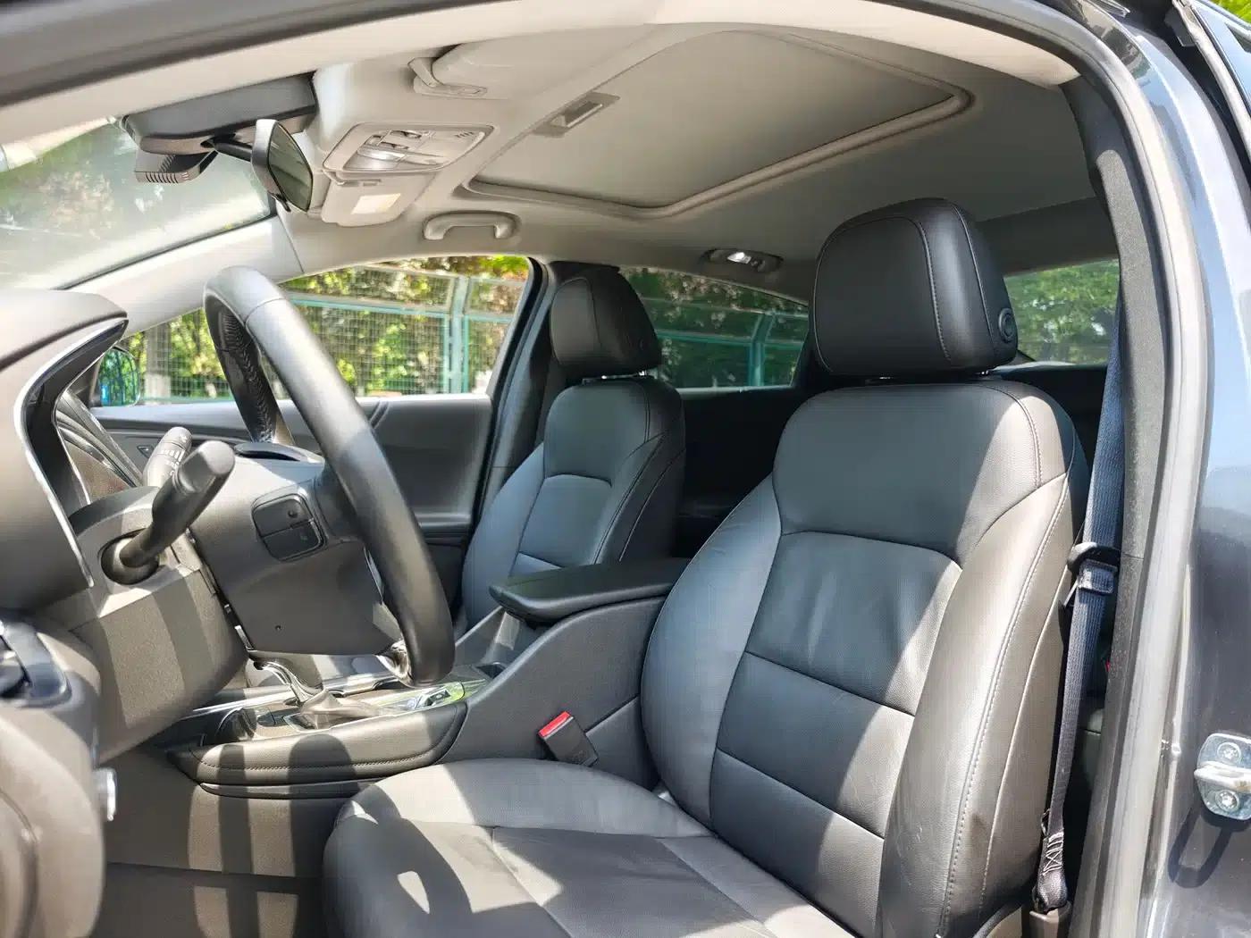 2018 Chevrolet Malibu XL 530T Automatic Elite Edition — миниатюра 24