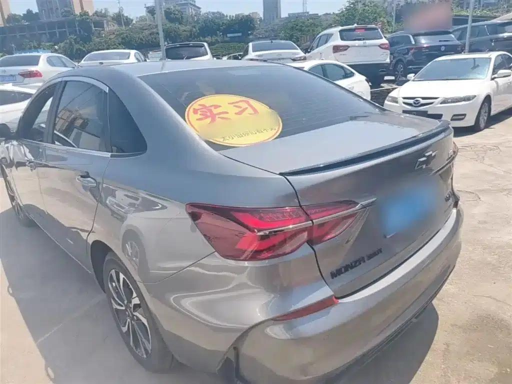 Chevrolet Cruze 2020 Mild Hybrid RS 330T Automatic Comfort Edition — миниатюра 5