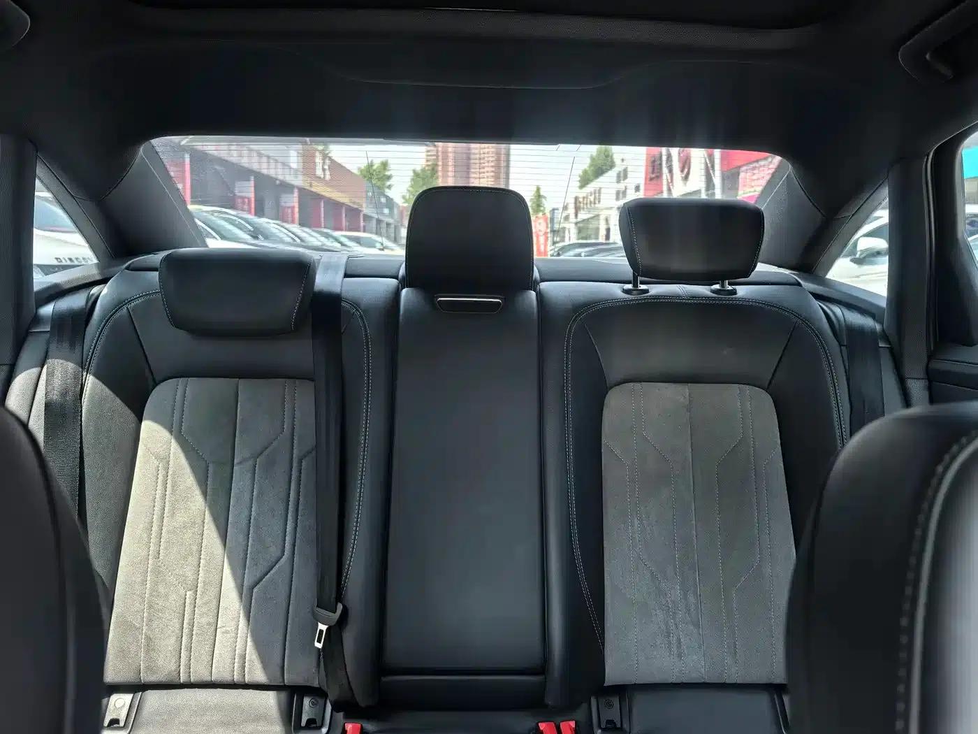 Audi A6L 2023 45 TFSI Premium Dynamic Edition — миниатюра 13
