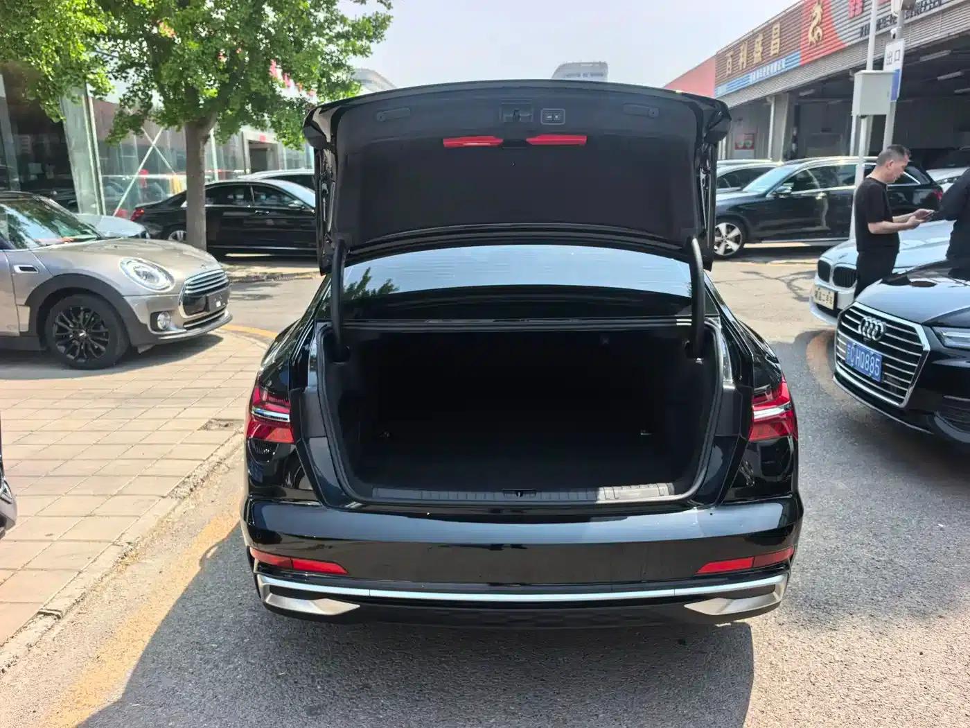 Audi A6L 2023 45 TFSI Premium Dynamic Edition — миниатюра 14