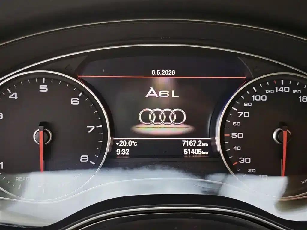 Audi A6L 2018 30th Anniversary Edition 35 TFSI Fashion Model — миниатюра 13