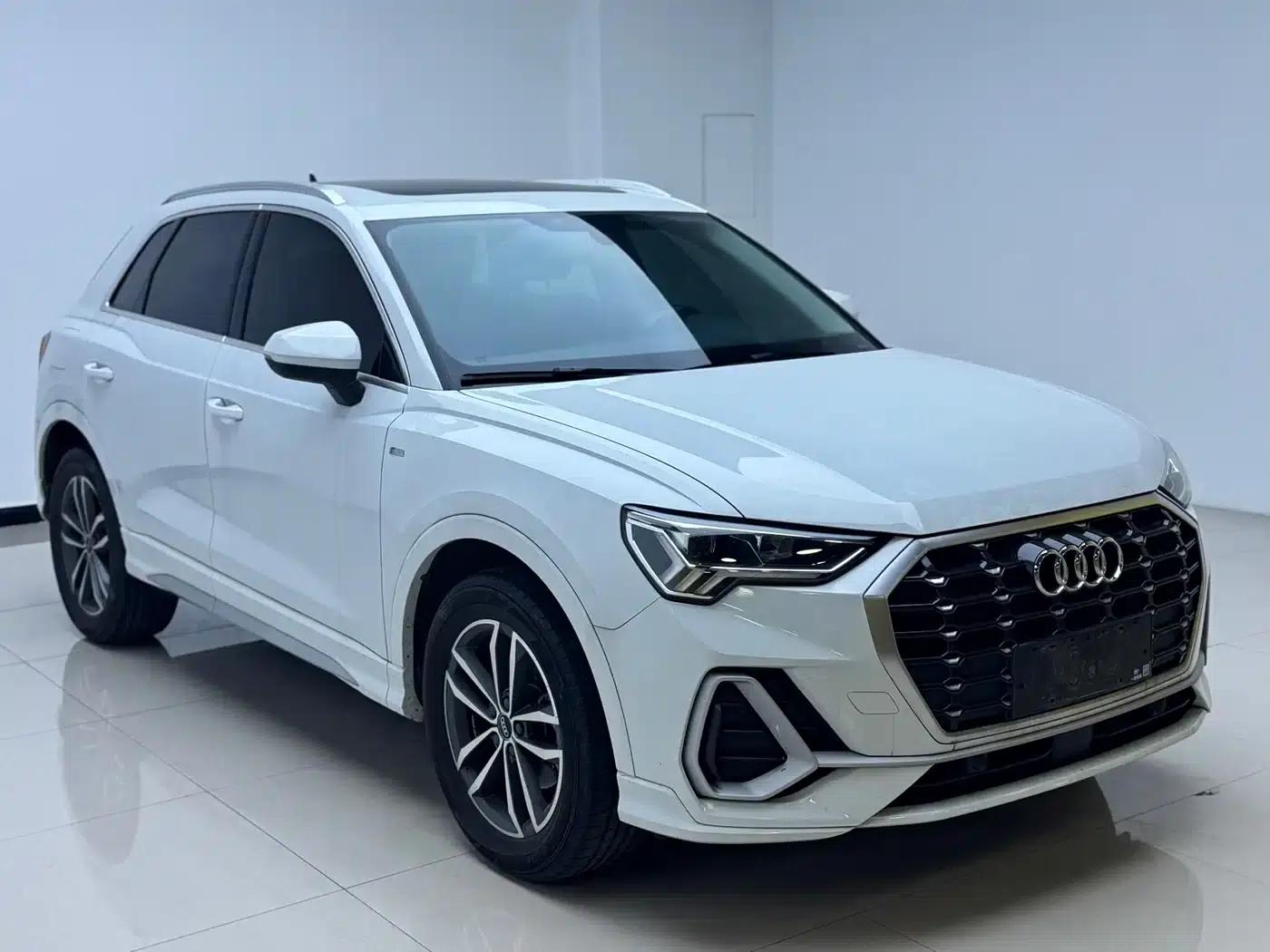 Audi Q3 2022 35 TFSI Progressive Dynamic — миниатюра 3