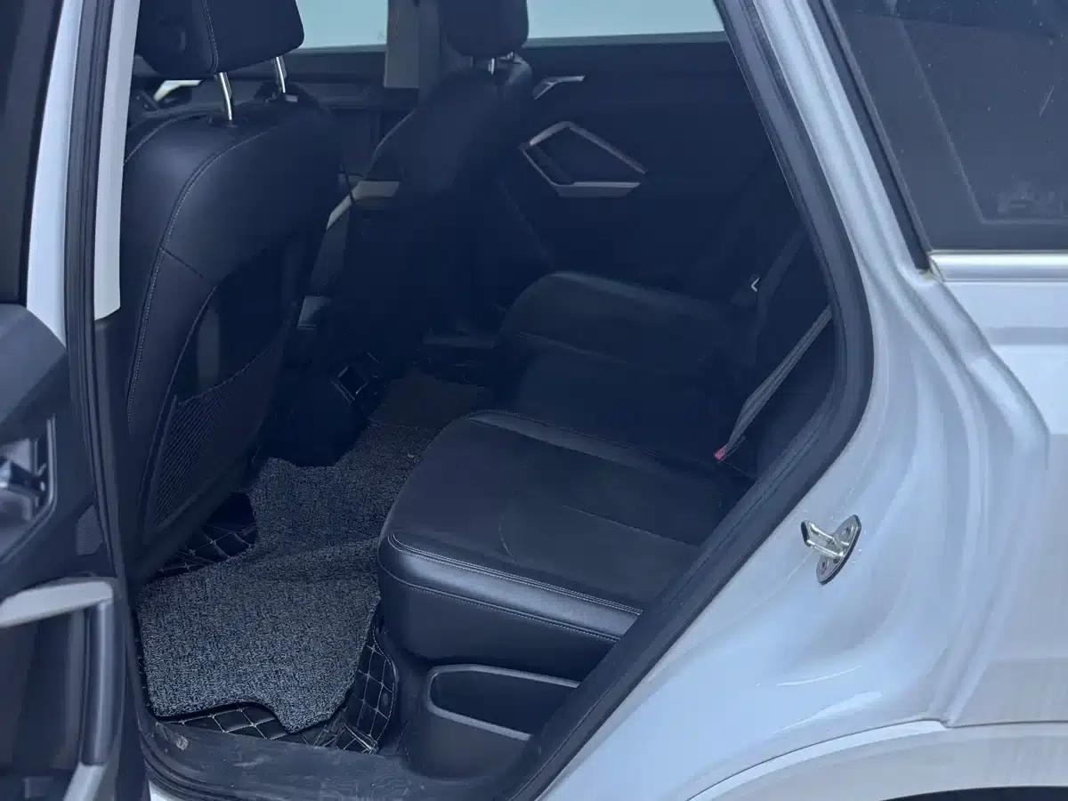 Audi Q3 2022 35 TFSI Progressive Dynamic — миниатюра 6
