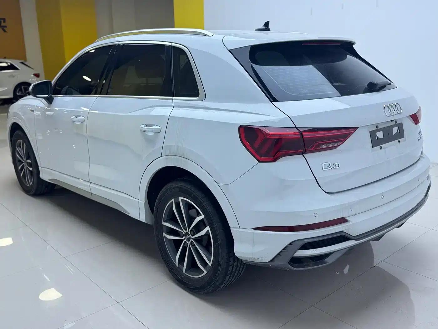 Audi Q3 2022 35 TFSI Progressive Dynamic — миниатюра 7