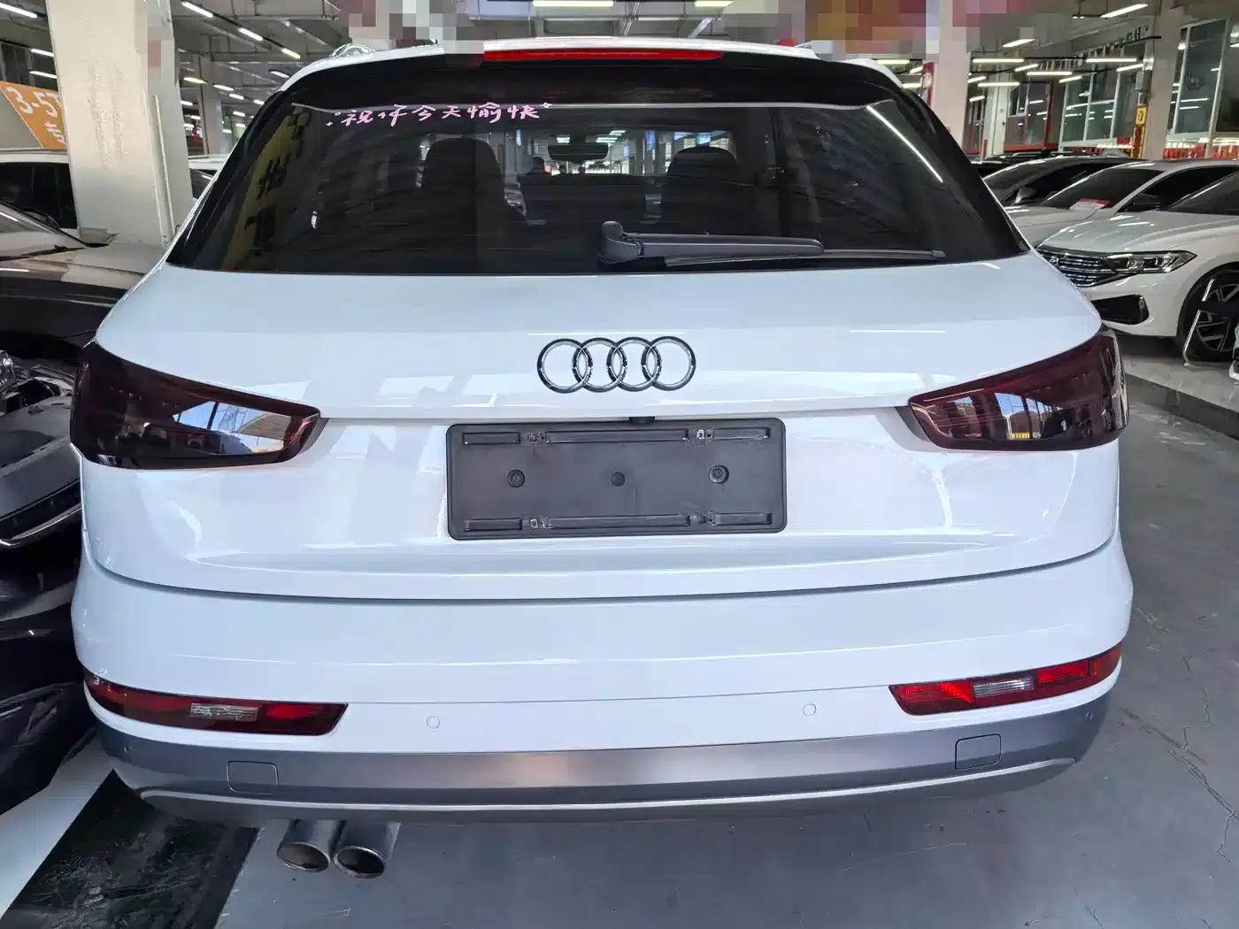 Audi Q3 2018 30th Anniversary Edition 30 TFSI Fashion Model — миниатюра 5