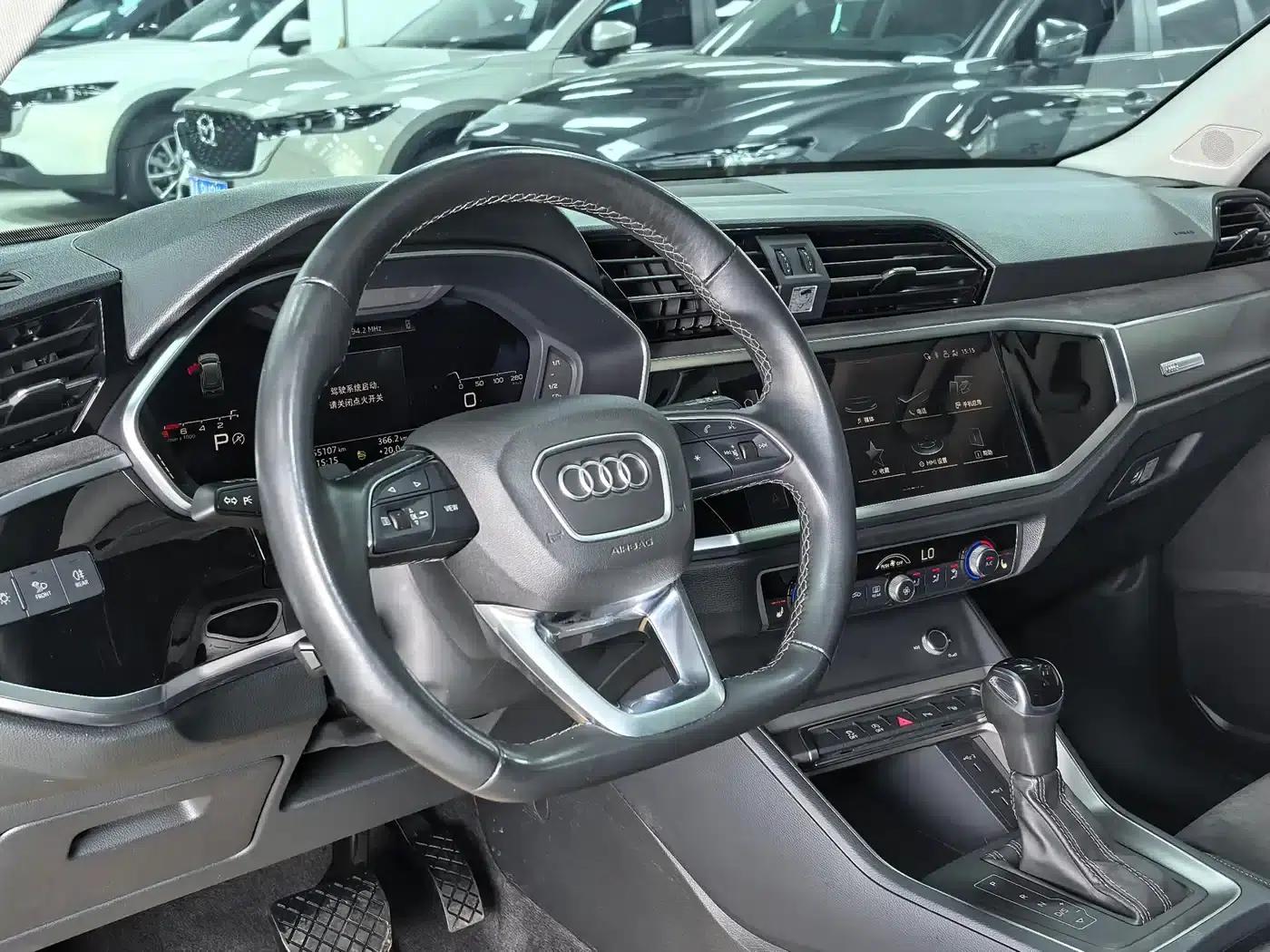 Audi Q3 2023 35 TFSI Fashion Dynamic (1.4T) — миниатюра 11