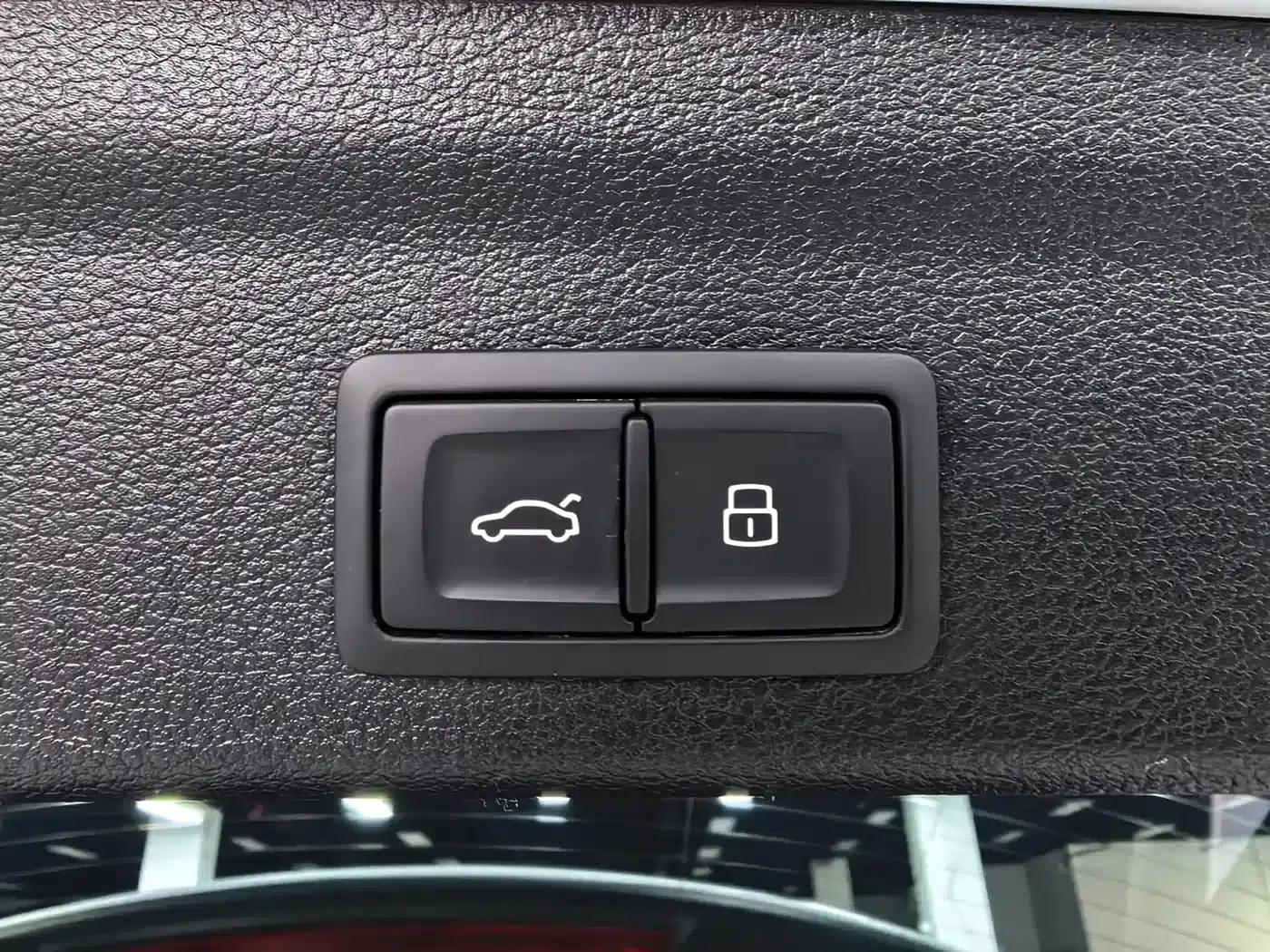 Audi Q3 2023 35 TFSI Fashion Dynamic (1.4T) — миниатюра 22