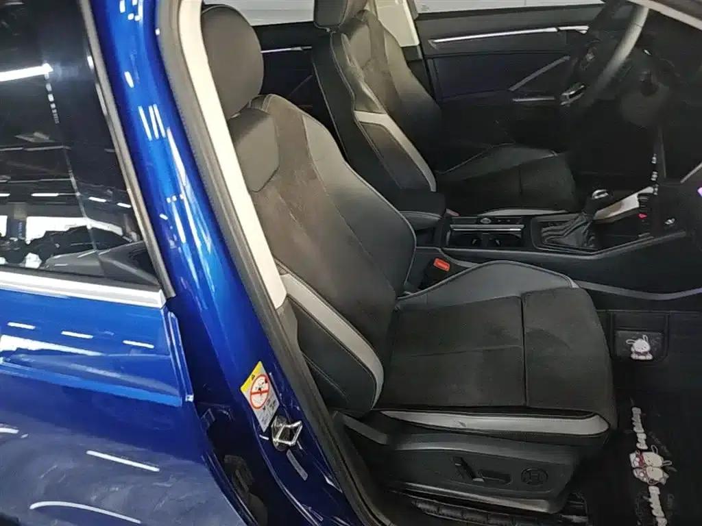 Audi Q3 2019 40 TFSI Fashion Dynamic Edition — миниатюра 25