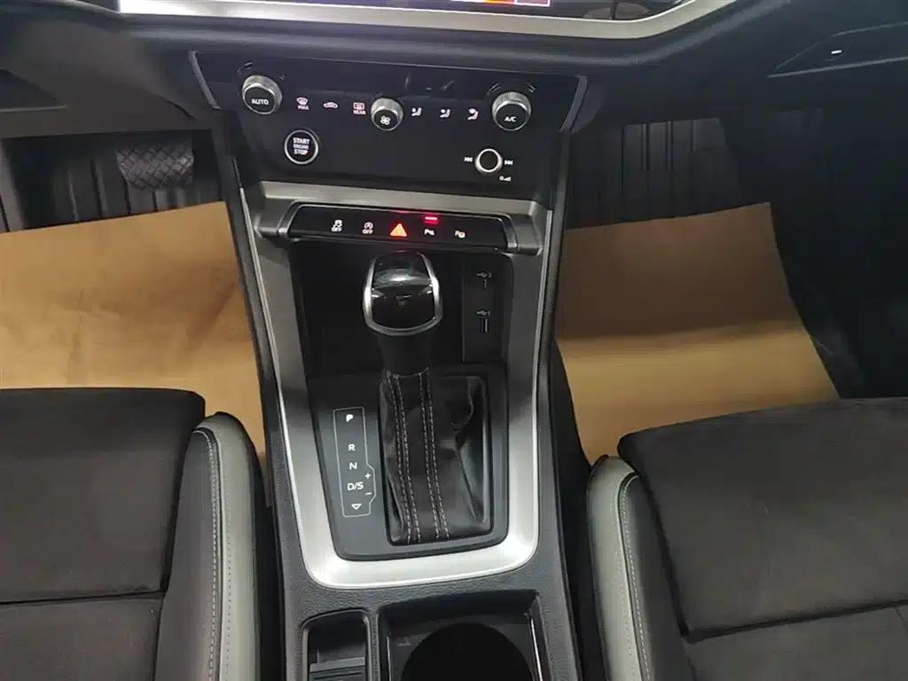 Audi Q3 2021 35 TFSI Fashion Dynamic Edition — миниатюра 14