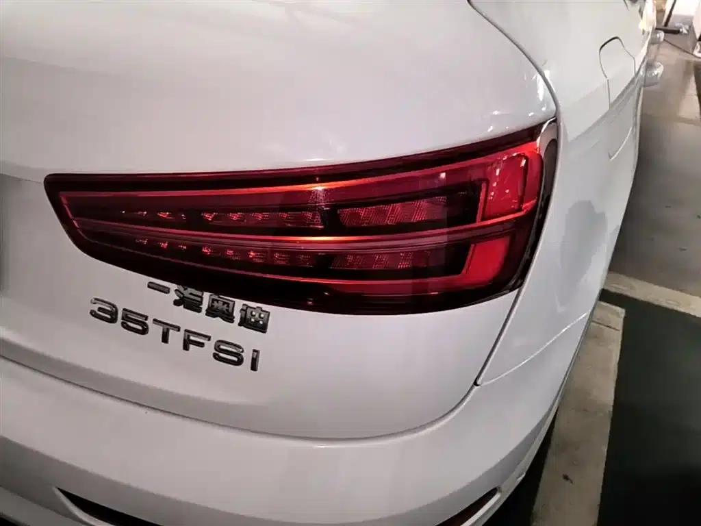 Audi Q3 2017 35 TFSI Fashion Edition — миниатюра 8