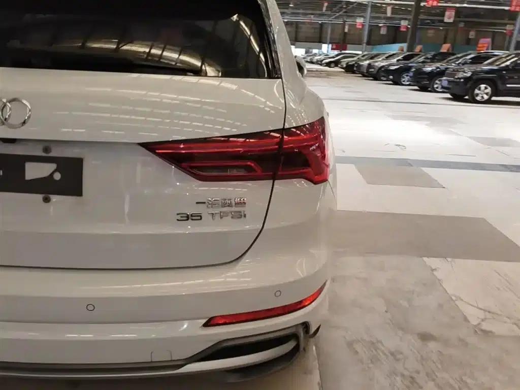 Audi Q3 2019 35 TFSI Fashion Dynamic Edition — миниатюра 8