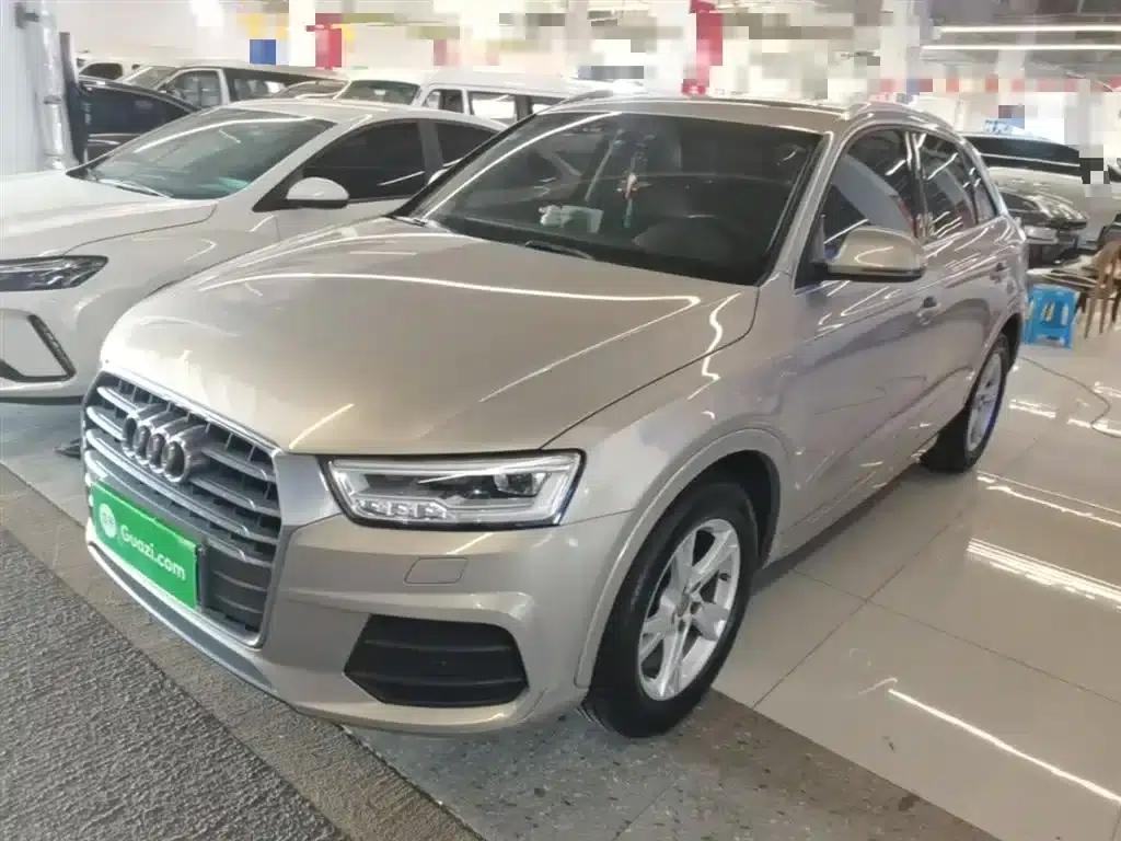 Audi Q3 2018 30th Anniversary Edition 35 TFSI Fashion Model — миниатюра 1