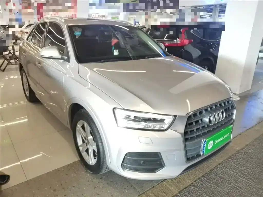 Audi Q3 2018 30th Anniversary Edition 35 TFSI Fashion Model — миниатюра 22