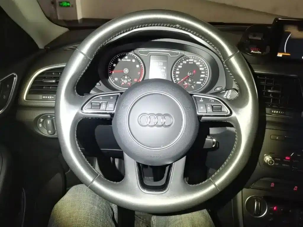 Audi Q3 2018 30th Anniversary Edition 35 TFSI Fashion Model — миниатюра 7