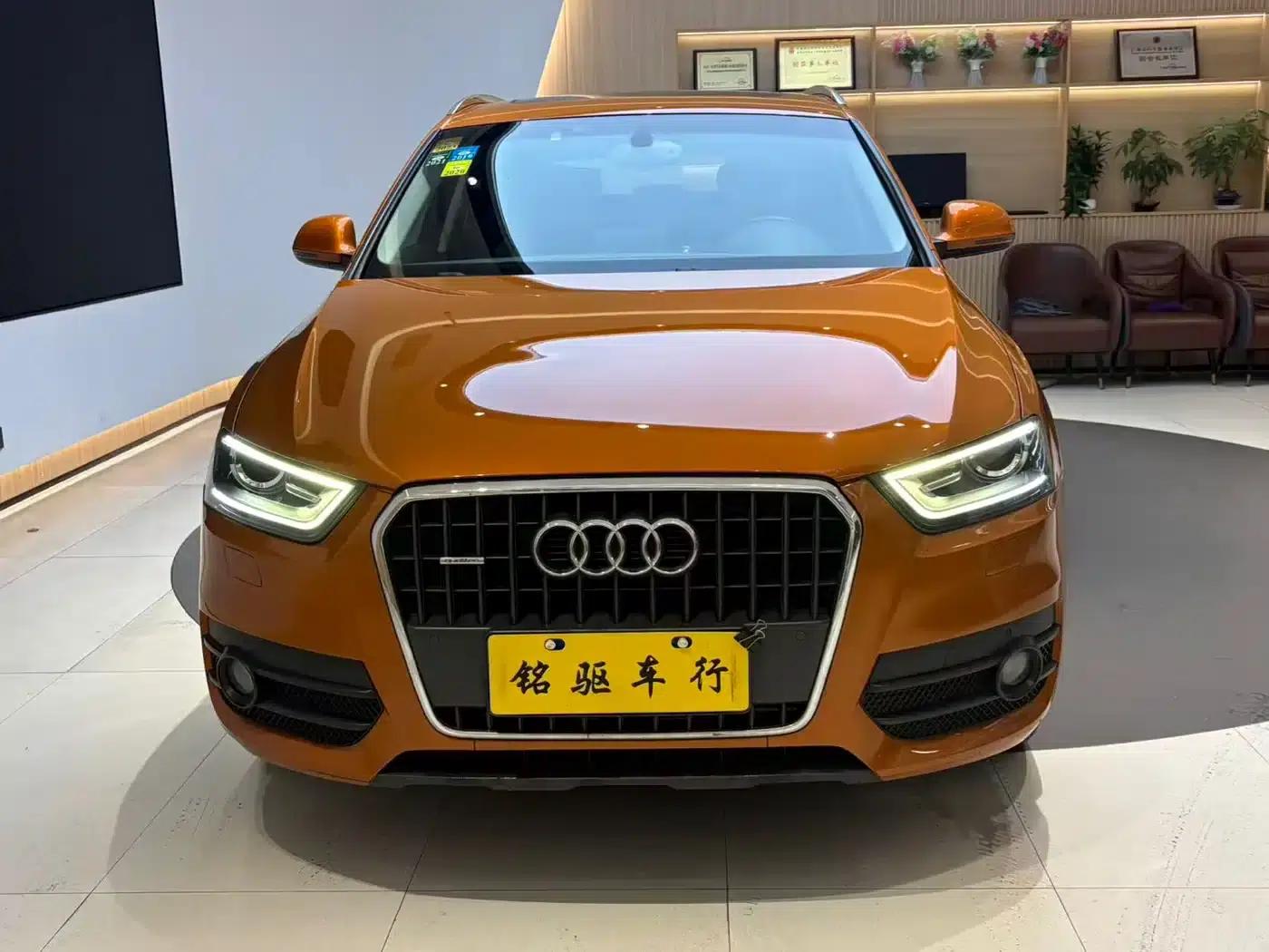Audi Q3 (Imported) 2012 35 TFSI quattro Comfort — миниатюра 2