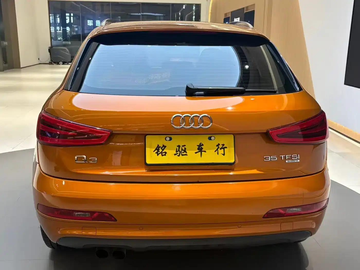 Audi Q3 (Imported) 2012 35 TFSI quattro Comfort — миниатюра 4
