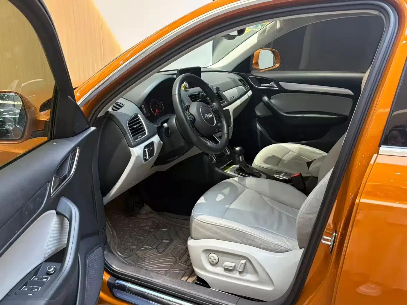Audi Q3 (Imported) 2012 35 TFSI quattro Comfort — миниатюра 8