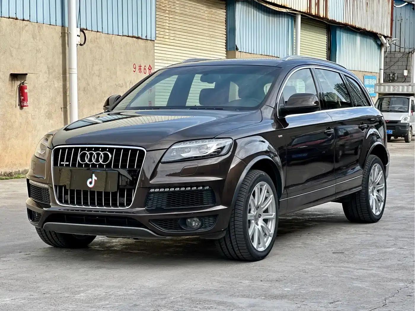 Audi Q7 2011 3.0 TFSI Exclusive Model 200kW — миниатюра 1