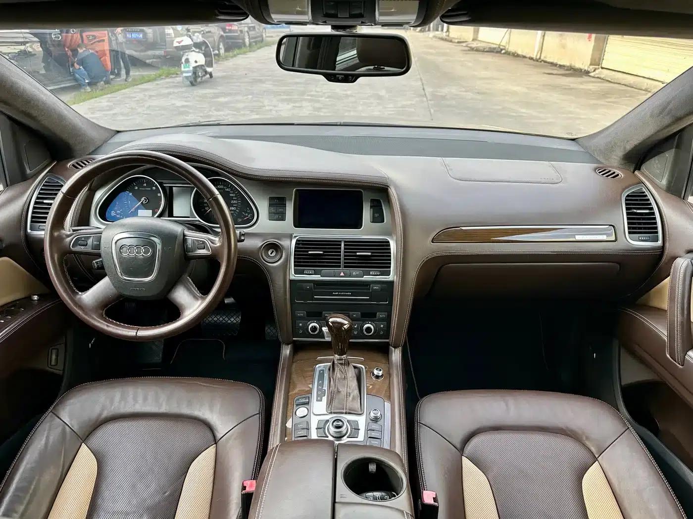 Audi Q7 2011 3.0 TFSI Exclusive Model 200kW — миниатюра 12