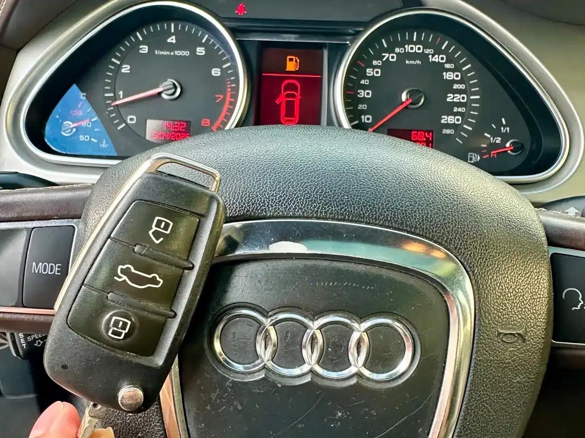 Audi Q7 2011 3.0 TFSI Exclusive Model 200kW — миниатюра 27