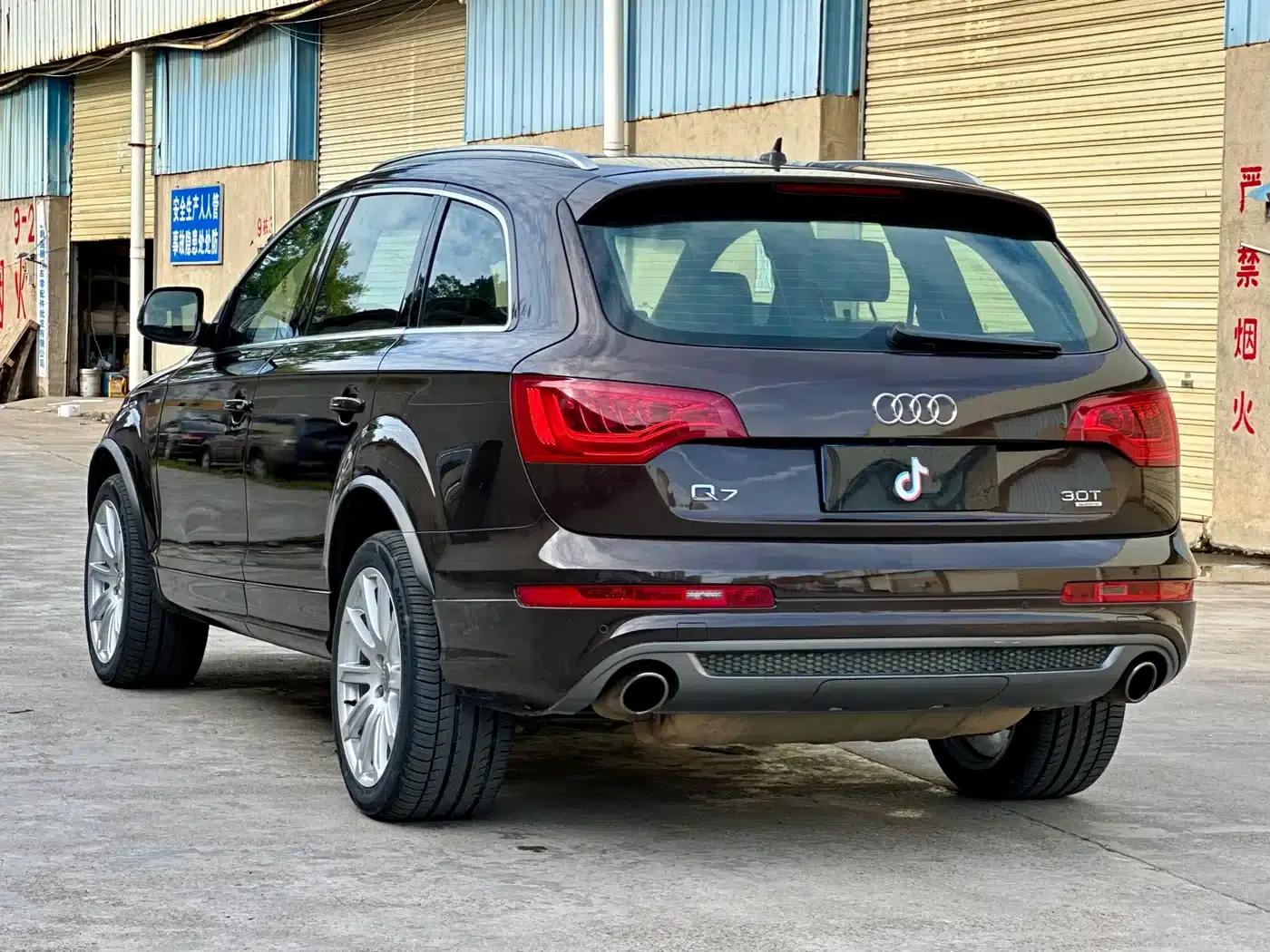 Audi Q7 2011 3.0 TFSI Exclusive Model 200kW — миниатюра 6