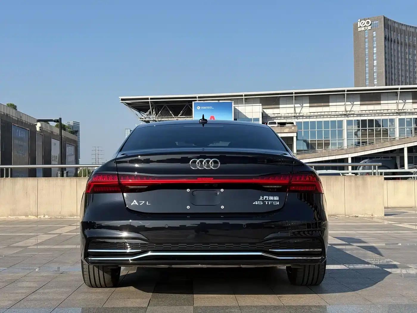 Audi A7L 2024 45 TFSI Luxury — миниатюра 8
