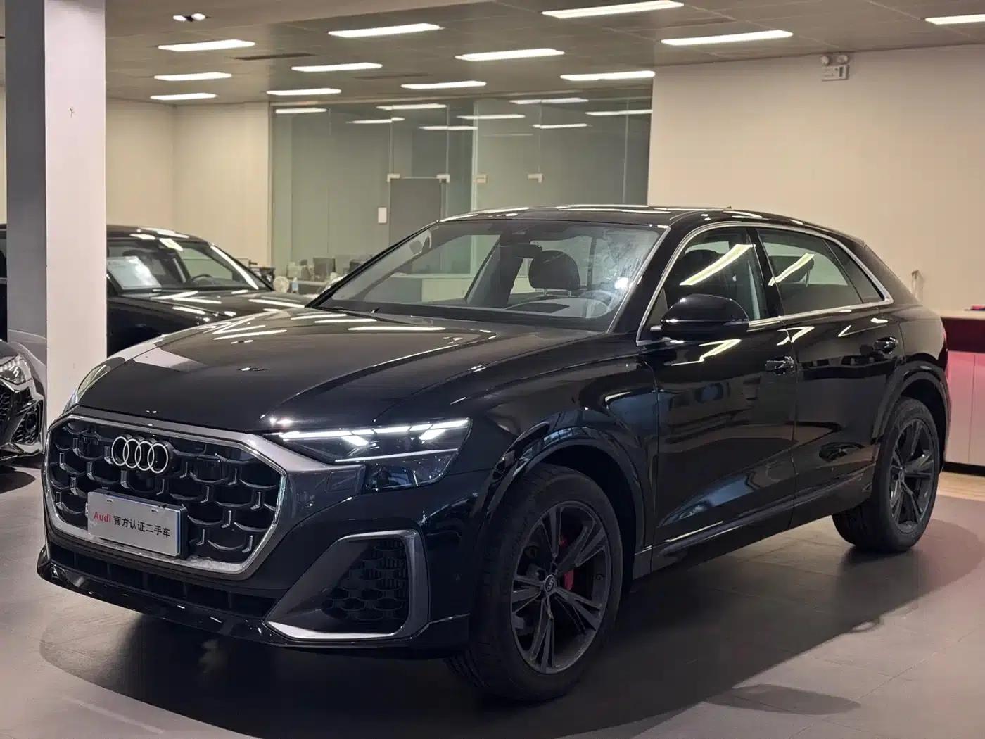 Audi Q8 2024 55 TFSI Luxury Dynamic — миниатюра 1