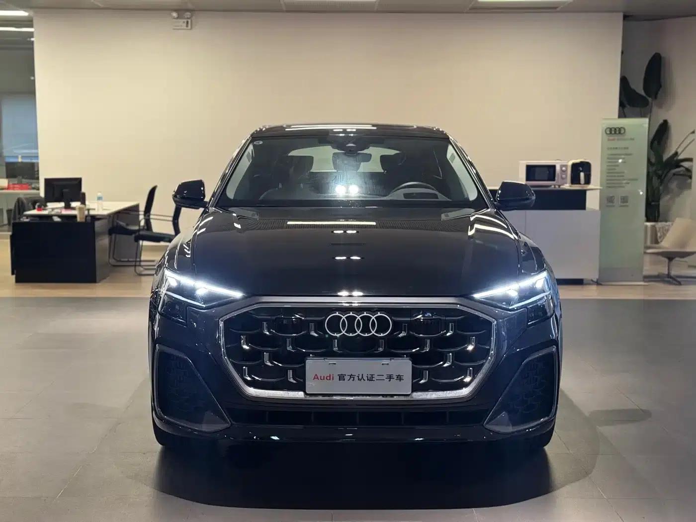 Audi Q8 2024 55 TFSI Luxury Dynamic — миниатюра 2