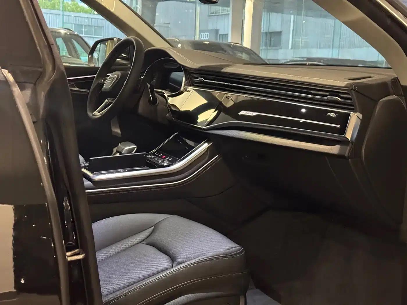 Audi Q8 2024 55 TFSI Luxury Dynamic — миниатюра 8