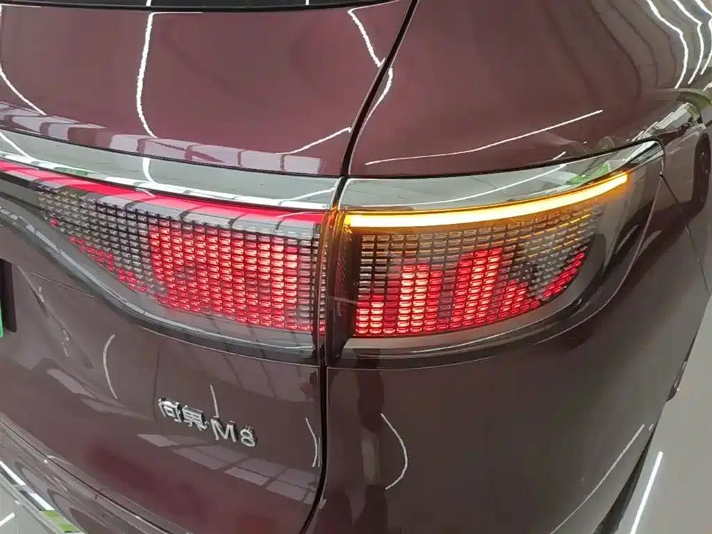 Wenjie M8 2025 Extended Range Max+ Version 53.4kWh 6-Seat Version (192-line LiDAR) — миниатюра 8