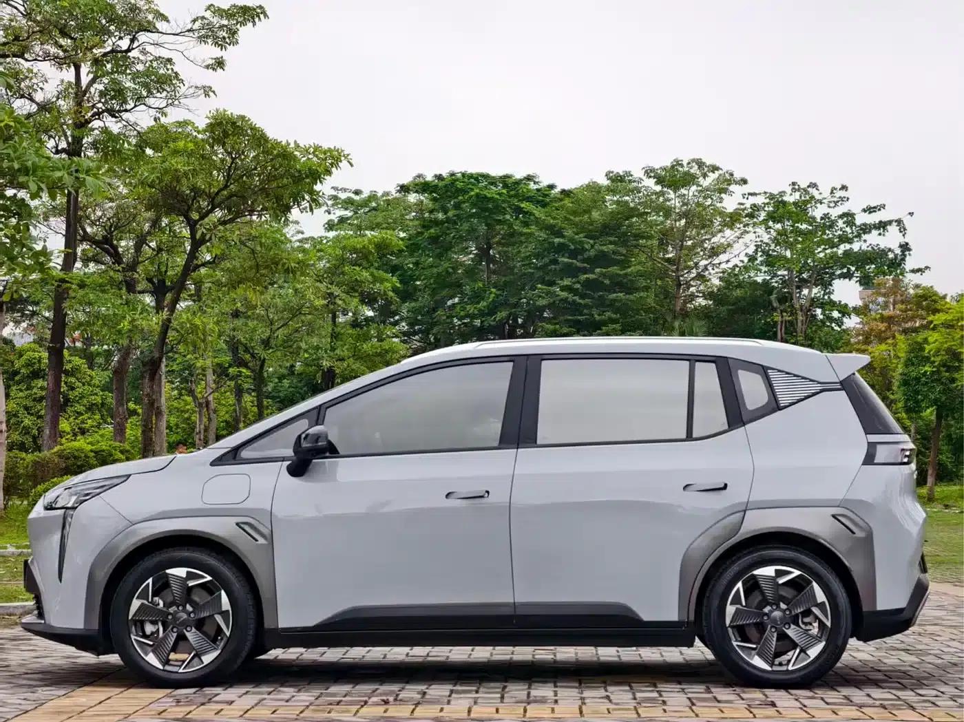 AION Y 2022 Model 70 Smart Edition Lithium Iron Phosphate — миниатюра 8