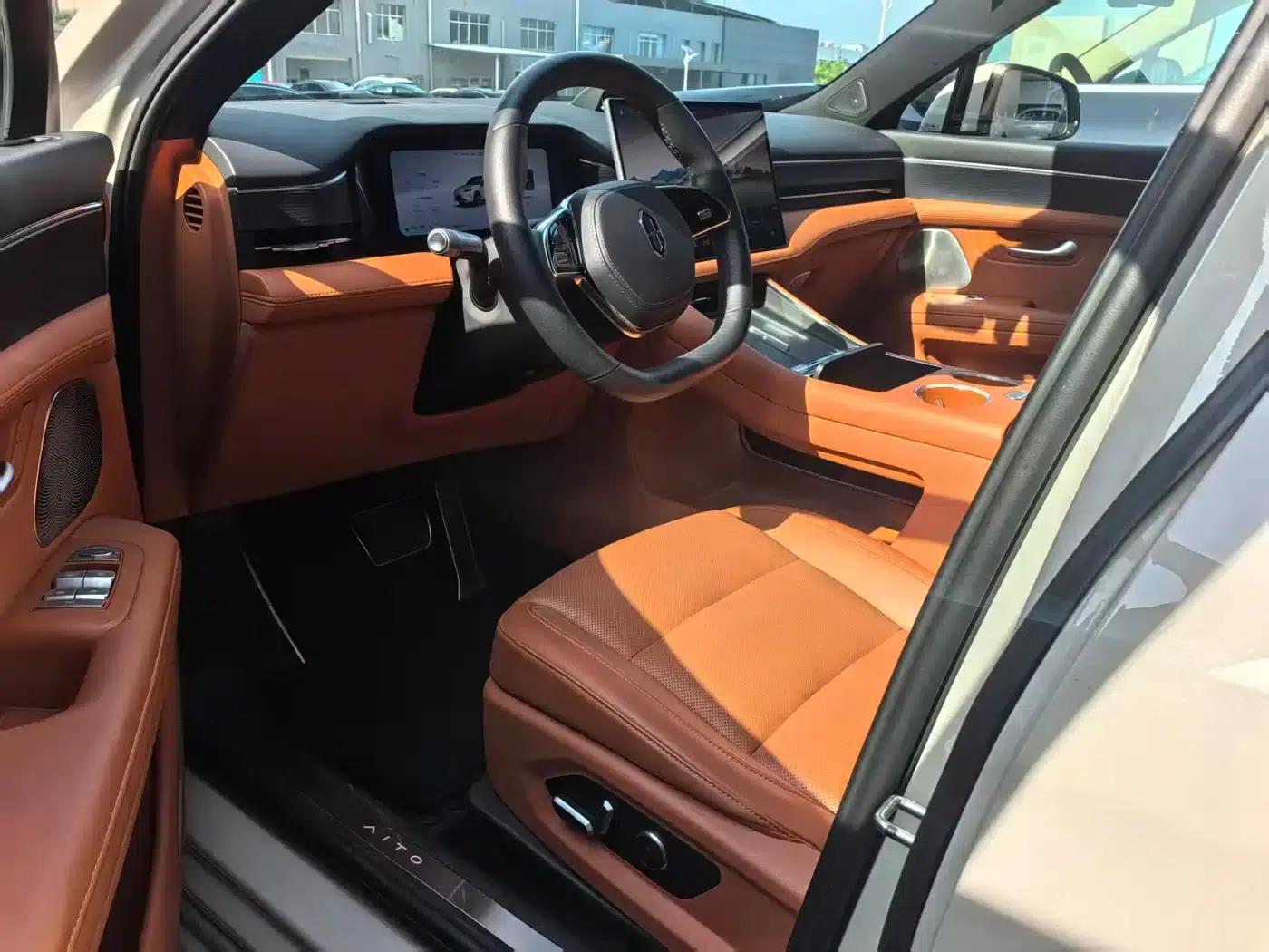 Wenjie M5 2025 Extended Range Ultra 4WD — миниатюра 3
