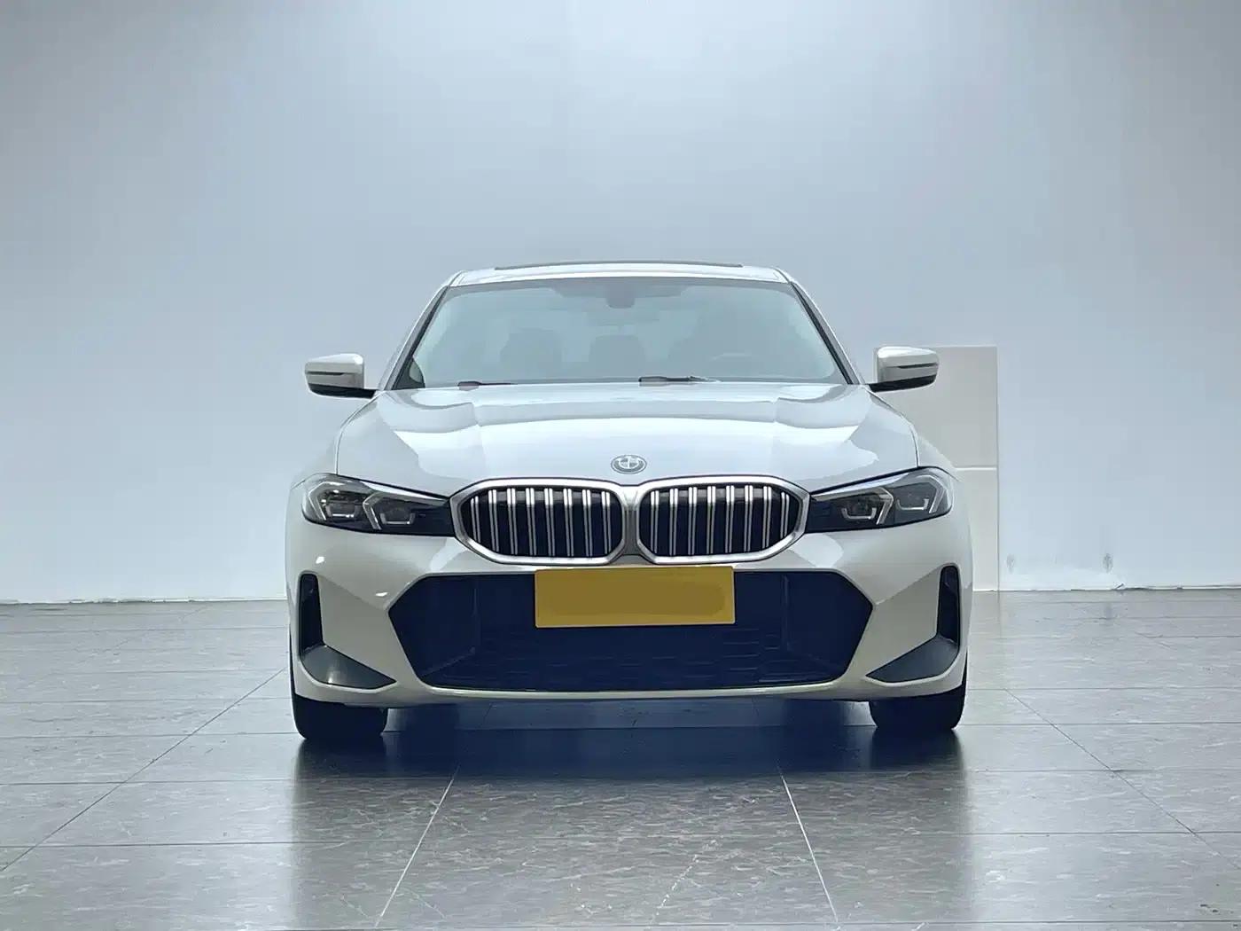 2023 BMW 3 Series 320Li M Sport Package — миниатюра 2